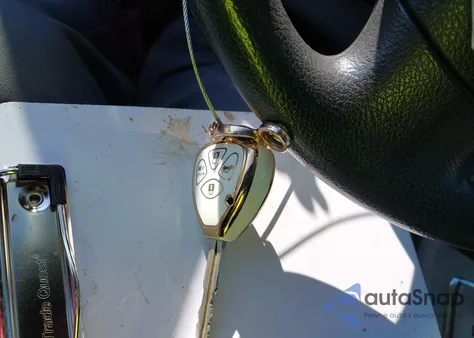 2013 Toyota Corolla Le z USA, uszkodzony, nr VIN 5YFBU4EEXDP129819